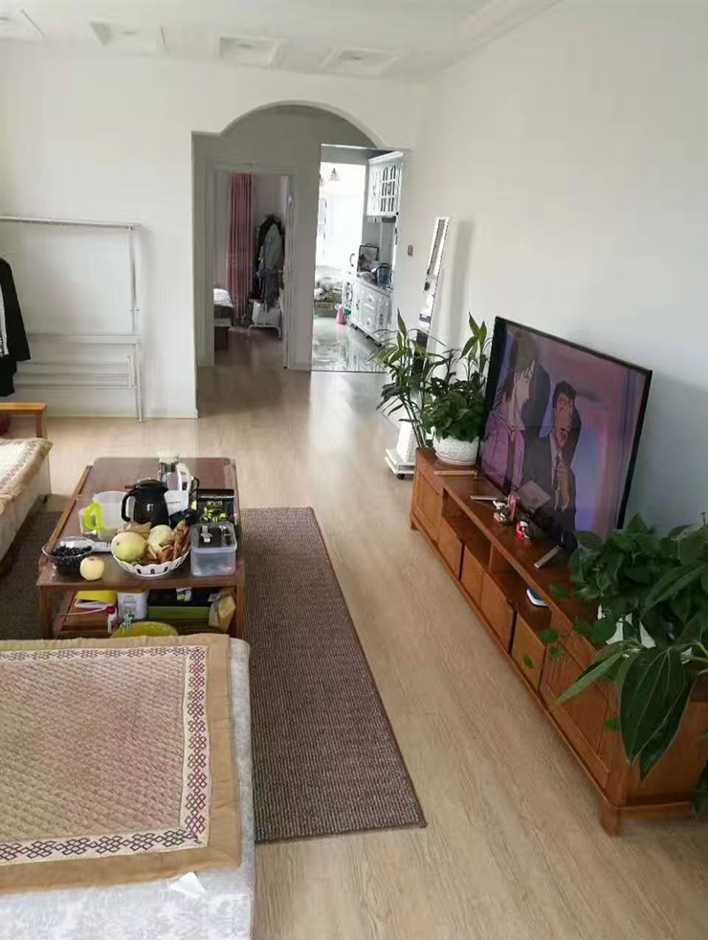 铁力左岸公馆2楼
